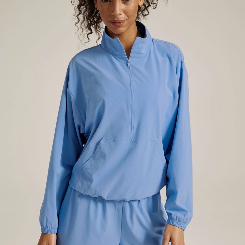 NWOT Beyond Yoga Stretch Woven In Stride Half Zip Pullover Size Small